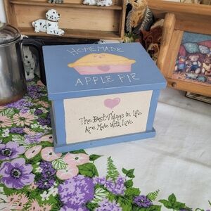 Vintage 90s Blue and Cream Apple Pie Recipe Box Wooden